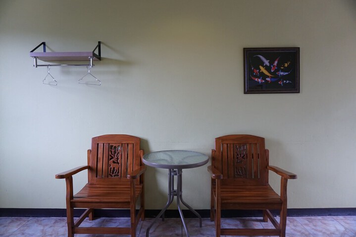 Room 23 of 40