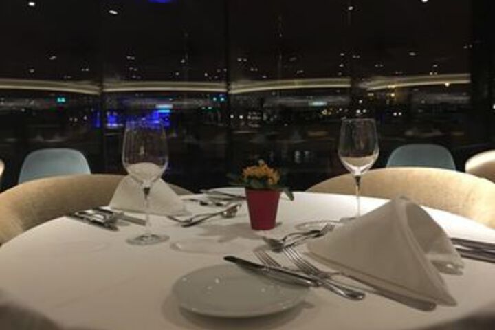 Dining 76 of 80