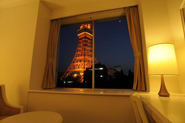 Room 30 of 72