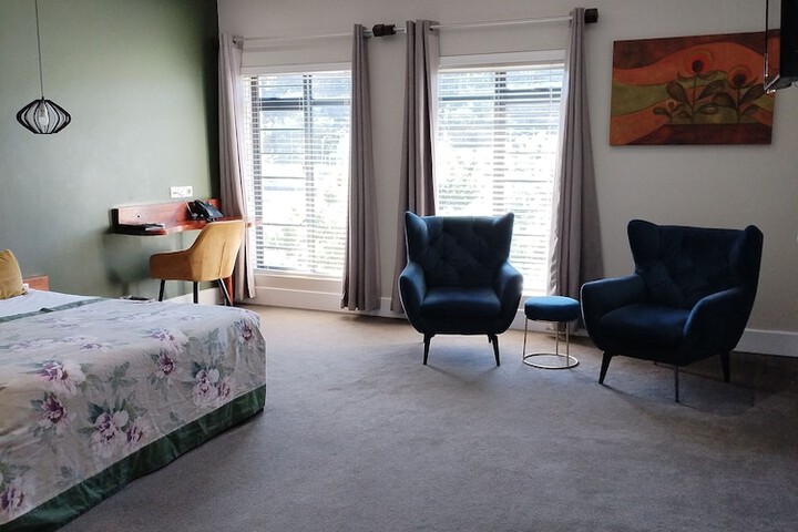Room 44 of 103