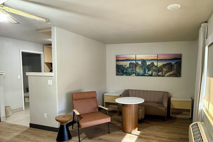 Room 10 of 54