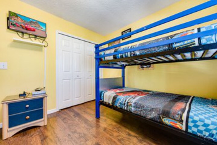 Room 154 of 272