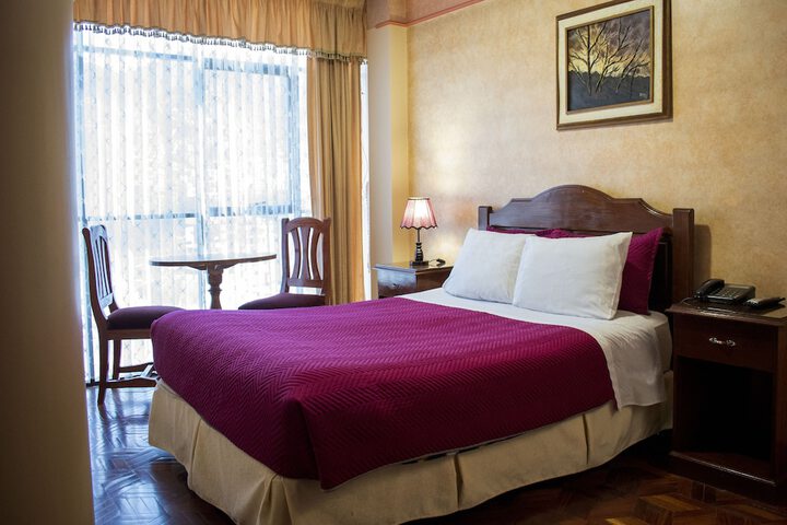 Room 2 of 16