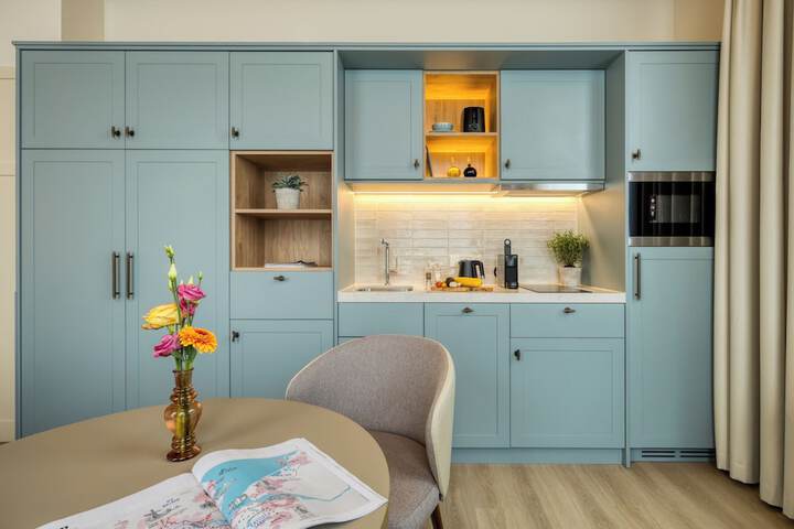 Private kitchenette