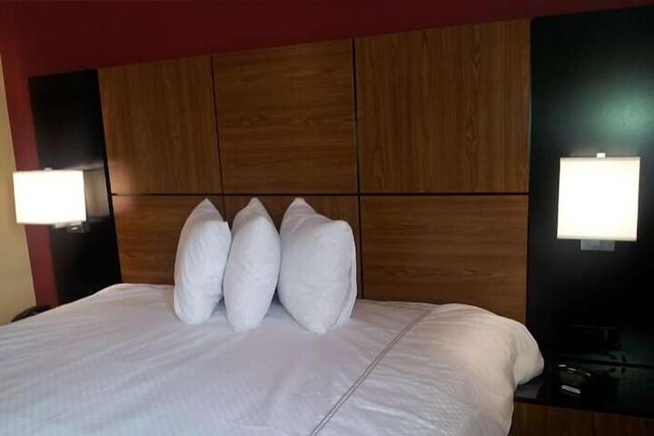 Room 10 of 45