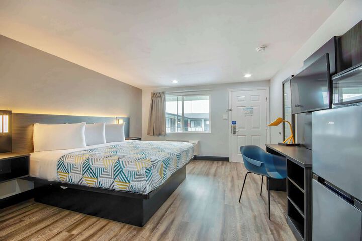 Room 19 of 27