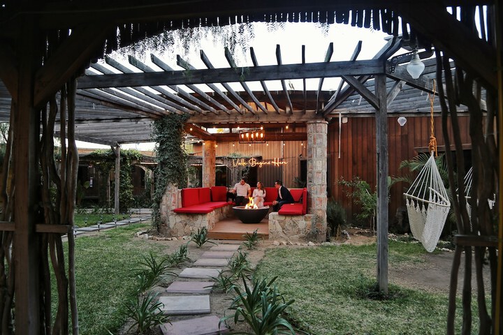 Hotel Exterior 57 of 62