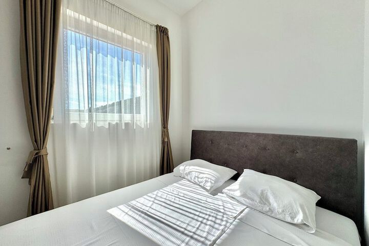 Room 21 of 73