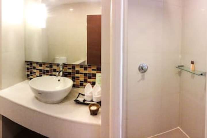 Clean Restrooms