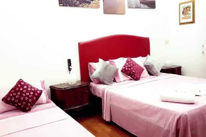 Room 14 of 47
