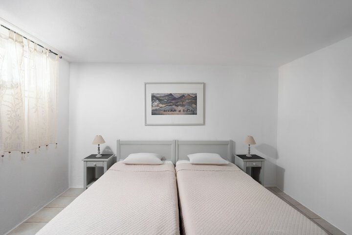 Room 25 of 123