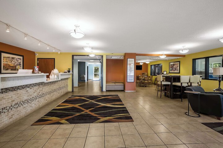 Hotel Interior 3 of 31