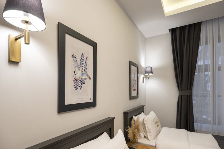 Room 21 of 134