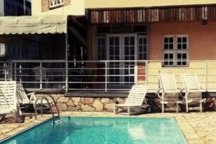 Pool 29 of 49