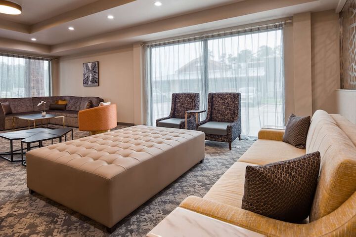 Hotel Interior 2 of 60