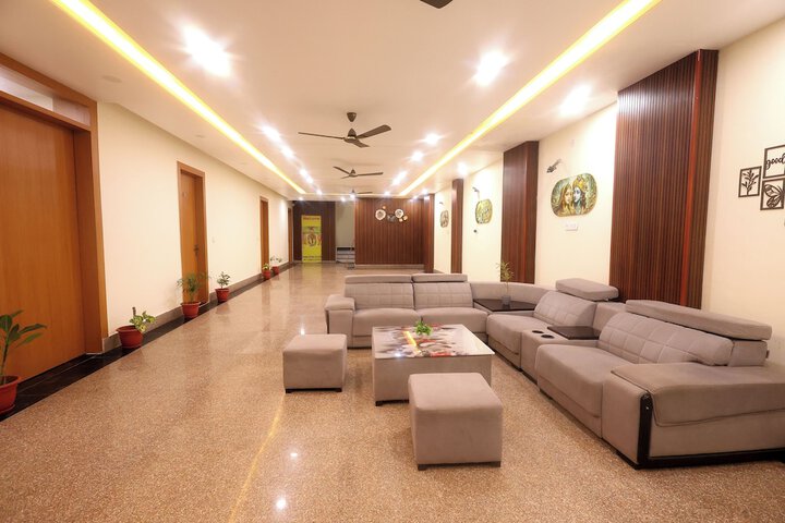 Room 14 of 26