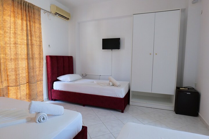 Room 18 of 62
