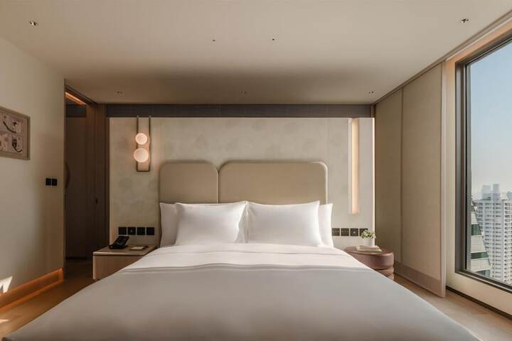 Room 40 of 107