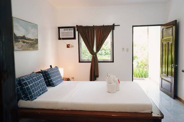 Room 32 of 92