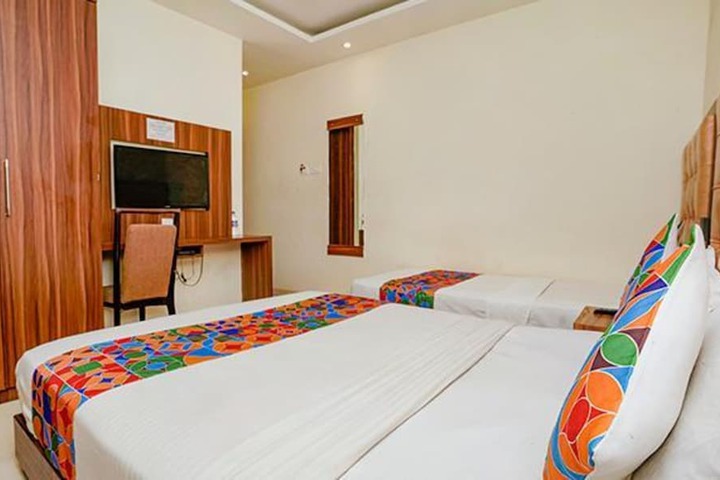 Room 23 of 27