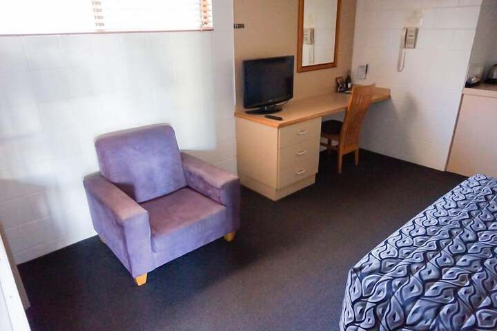 Room 7 of 19