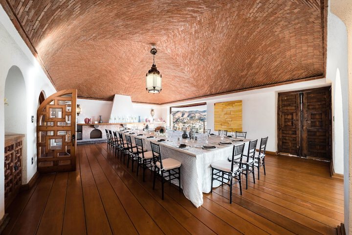 Dining Photos