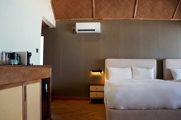 Room 10 of 71