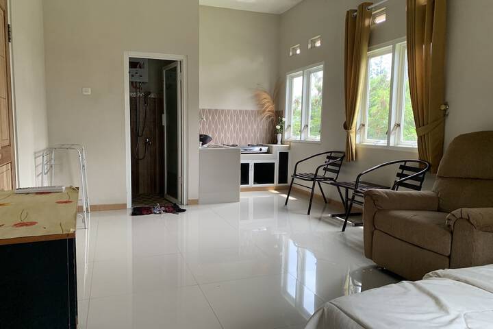 Room 35 of 58