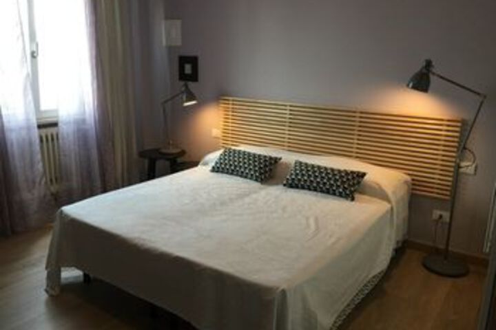 Room 162 of 499