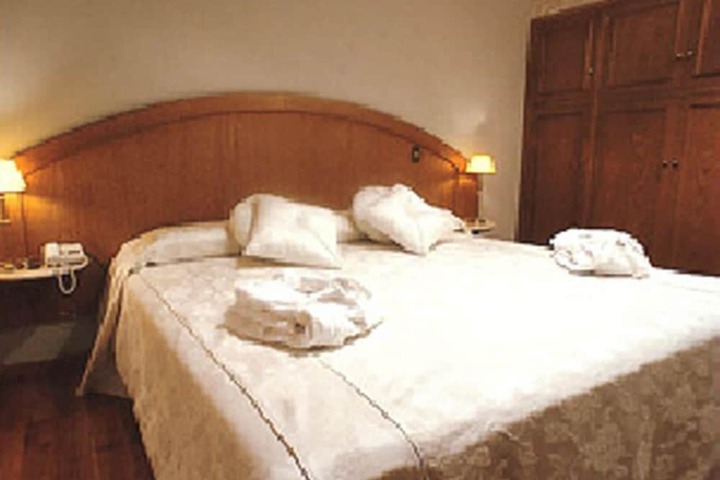 Room 4 of 21