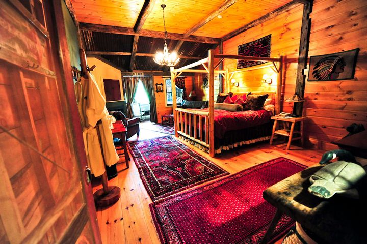 Room 19 of 259