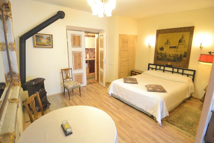 Room 20 of 92