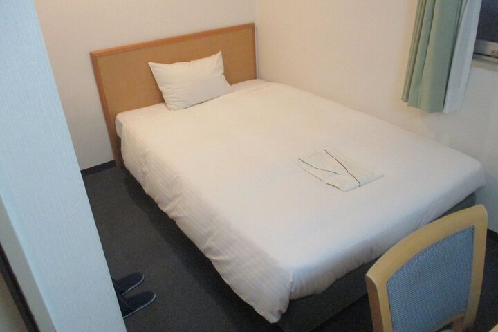 Room 12 of 47
