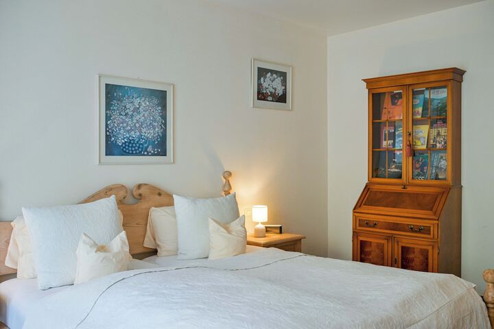 Room 9 of 51