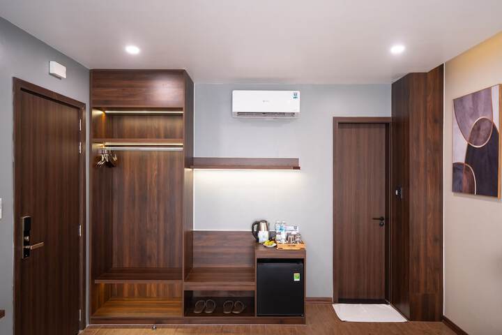 Room 21 of 93