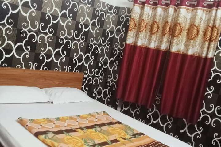 Room 10 of 22