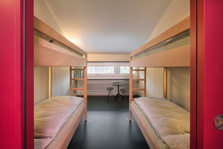 Room 13 of 41