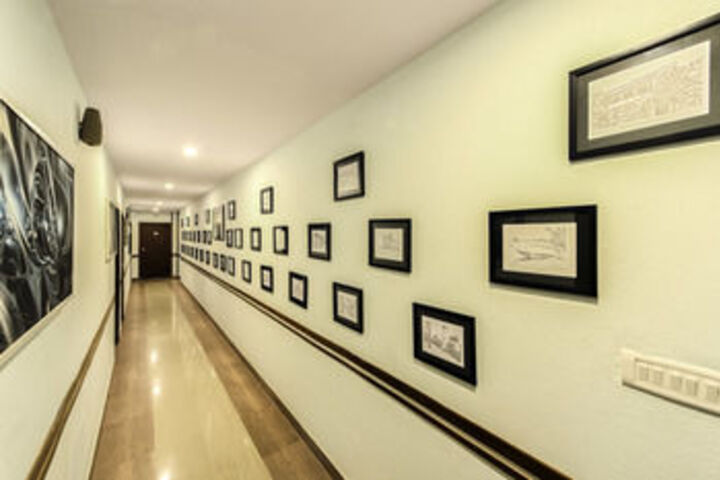 Ballroom/Hall 20 of 33
