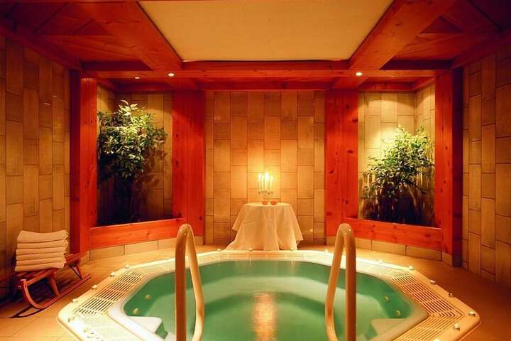Spa 27 of 50