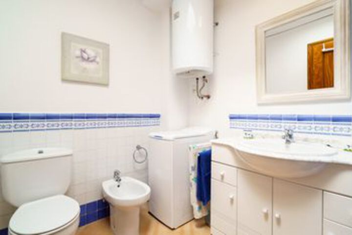 Room 2 of 11
