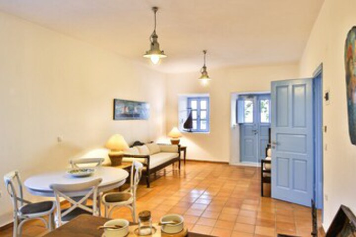 Room 15 of 23