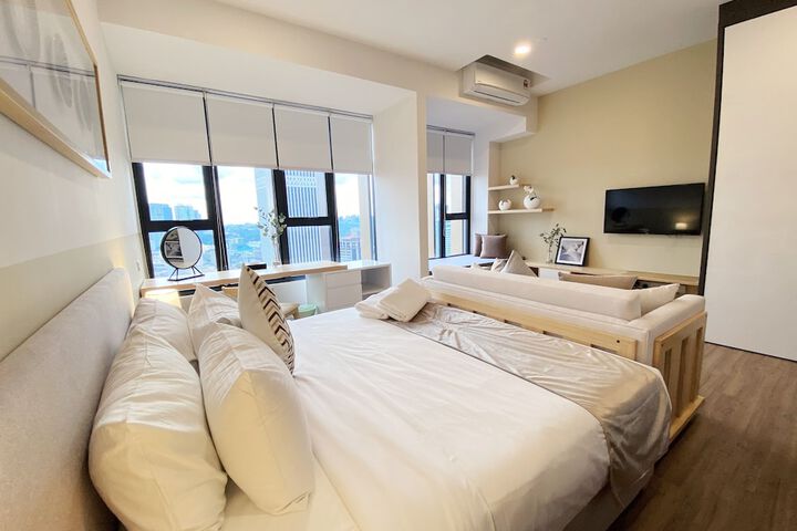 Room 45 of 73