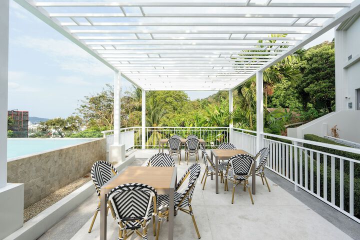 Terrace/Patio 41 of 43