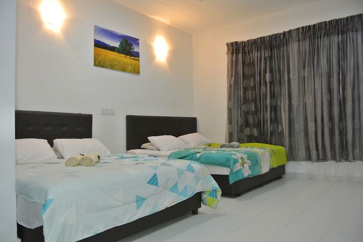 Room 7 of 42