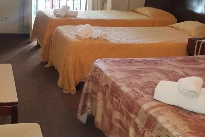 Room 2 of 15