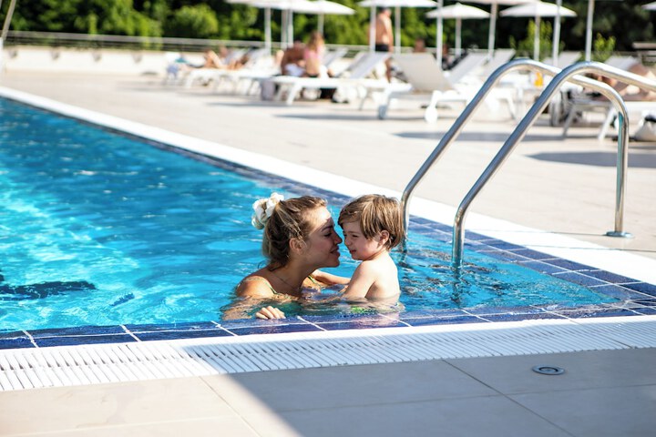 Pool 49 of 134