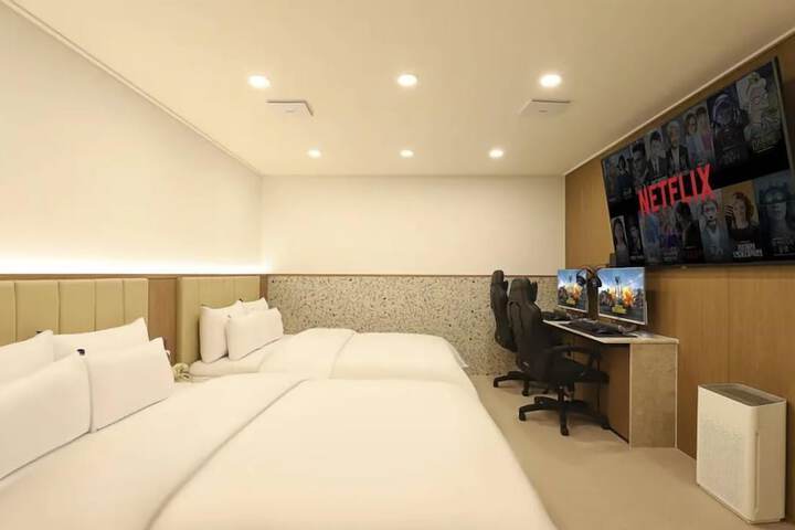 Room 65 of 109