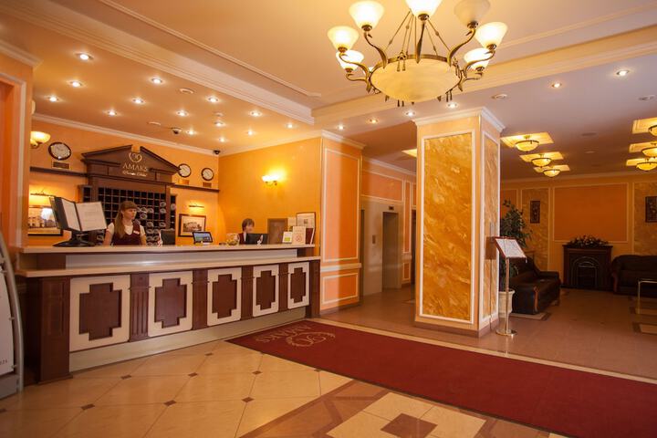 Hotel 2 of 63