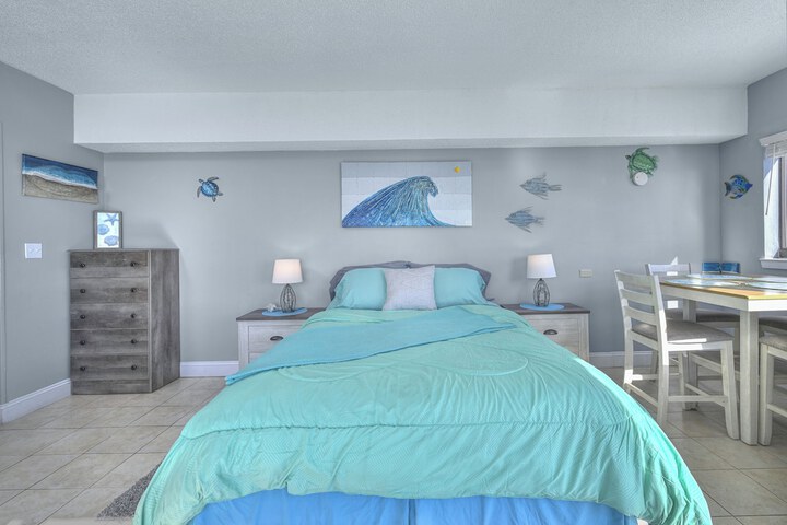 Room 4 of 91