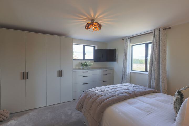 Room 42 of 103